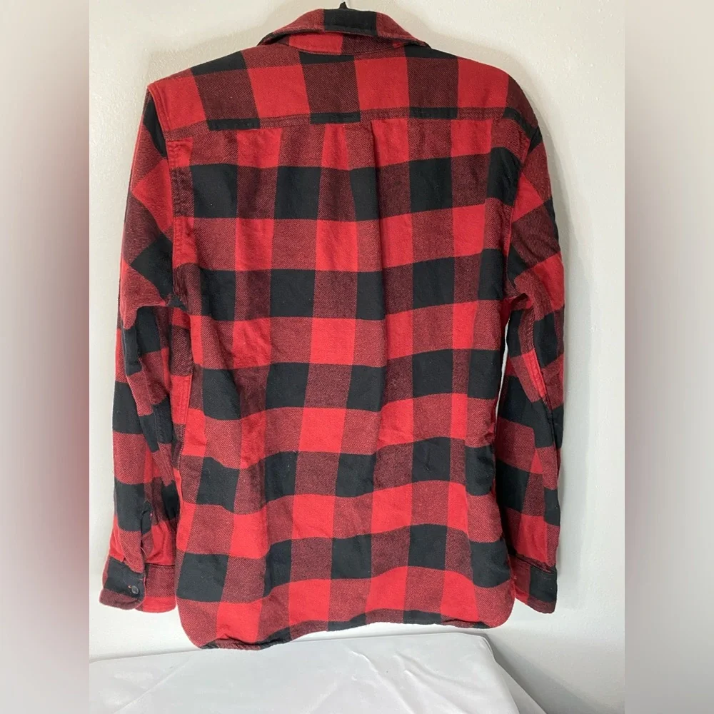 Levi’s buffalo check flannel size, large, red and black
